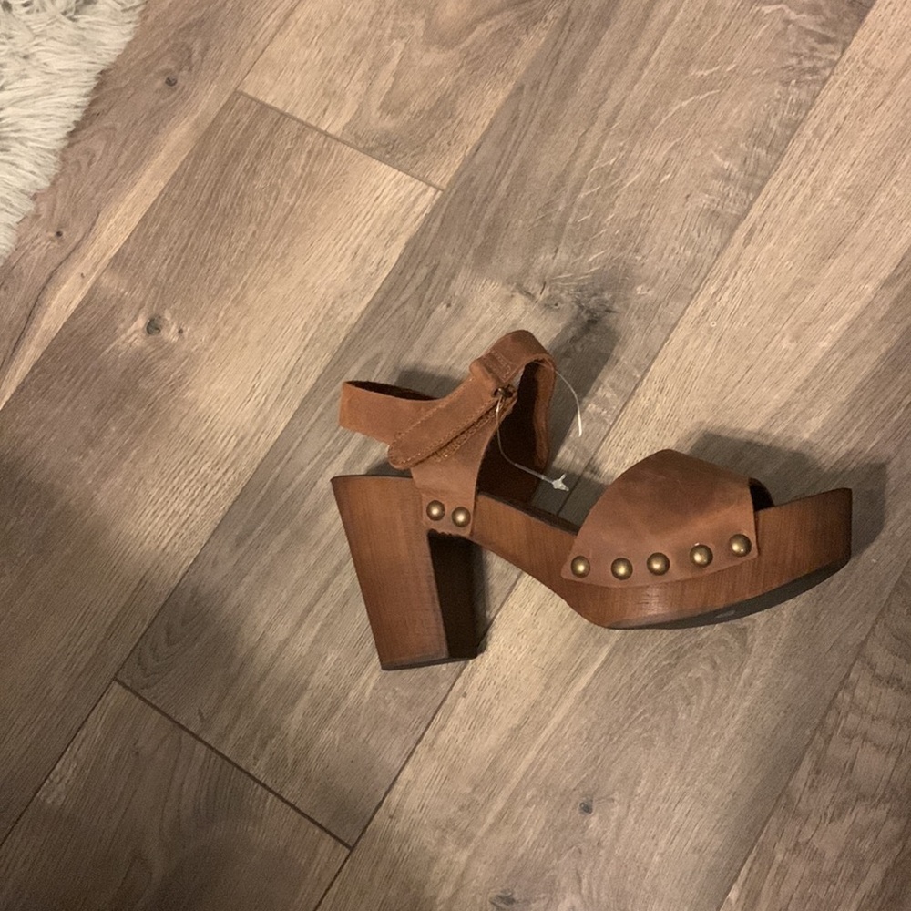Mila Paoli Brown Heeled Sandals